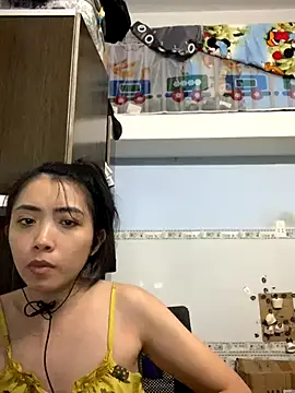 Minee1202 online show from 10-16-25, 07:53