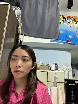 Snapshot of Minee1202 chatting on 06-11-26, 01:27 Minee1202 online show from 06-11-26, 01:27