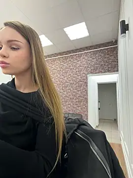 MarilynNova online show from 02-04-26, 05:02