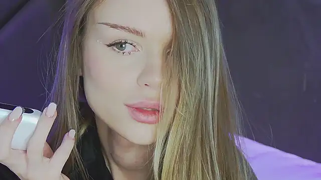 MarilynNova online show from 02-06-26, 04:39