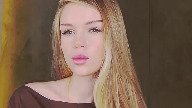 MarilynNova online show from 04-16-26, 05:19