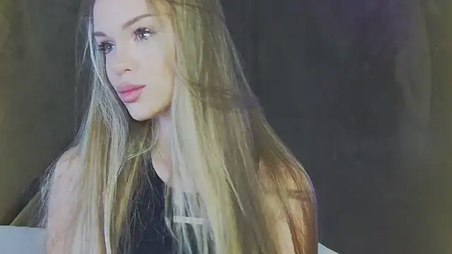 MarilynNova online show from 06-27-26, 04:28