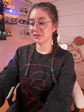 Sharon 07 online show from 11-11-25, 11:38