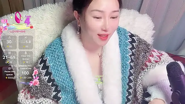 Liqinqin online show from 10-22-25, 03:12