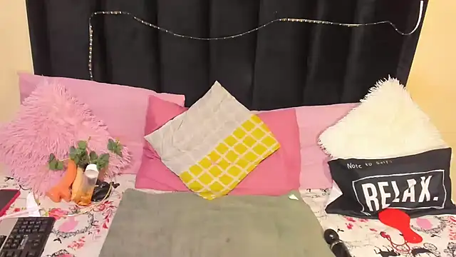 AmazingDarkDoll online show from 02-26-26, 02:43