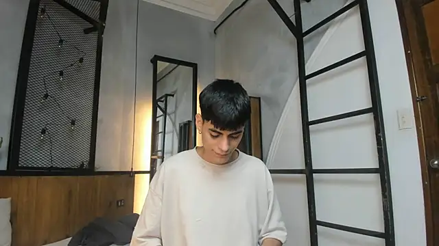 Snapshot of Dani_mc1 chatting on 09-25-25, 11:25 Dani mc1 online show from 09-25-25, 11:25