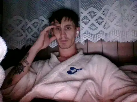 Snapshot of Piiitt28 chatting on 07-30-26, 11:15 Piiitt28 online show from 07-30-26, 11:15