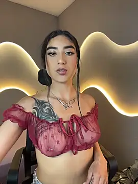 Emma and Issac online show from 05-08-26, 10:37