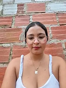 Lily-o online show from 11-05-25, 09:26