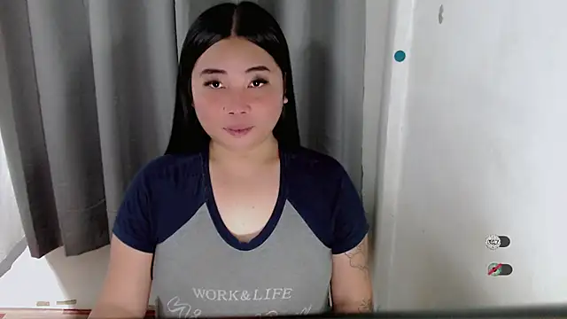 Snapshot of Yhana_Slut chatting on 09-23-25, 05:10 Yhana Slut online show from 09-23-25, 05:10