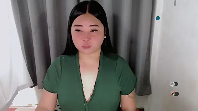 Snapshot of Yhana_Slut chatting on 10-01-25, 06:30 Yhana Slut online show from 10-01-25, 06:30