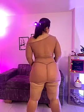 leiablack online show from 11-19-25, 12:05