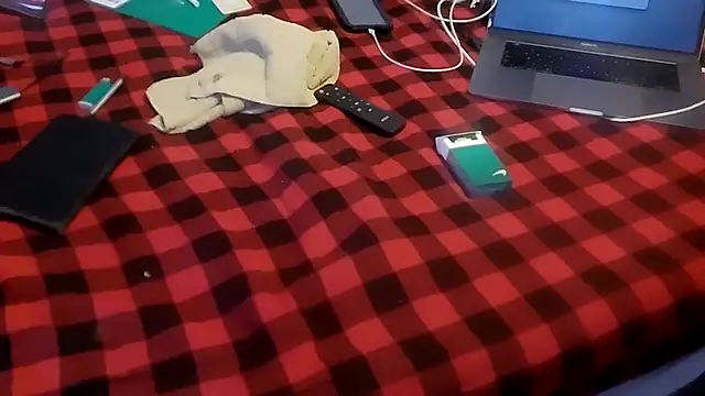 Triggerhappycj100 online show from 11-20-25, 05:40