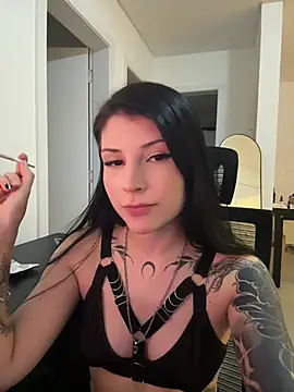 Privad ravenna online show from 04-21-26, 03:35