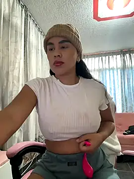 laure torres online show from 09-13-25, 11:54