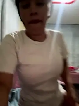 laure torres online show from 01-06-26, 06:06