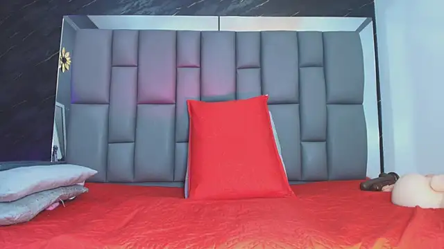 Roxana gomez online show from 09-24-25, 03:10