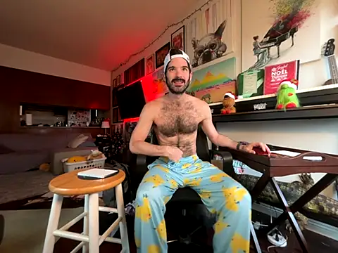 Pupscritch online show from 11-18-25, 02:54