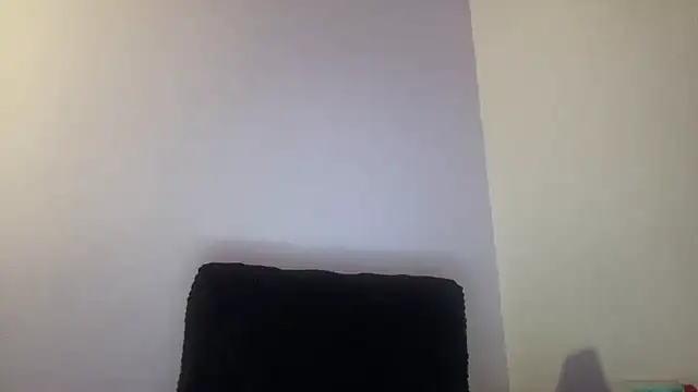 Snapshot of sweetceeme chatting on 05-19-26, 05:14 sweetceeme online show from 05-19-26, 05:14
