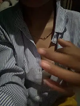 Snapshot of modelnishu chatting on 09-30-25, 10:04 modelnishu online show from 09-30-25, 10:04