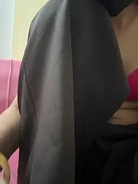 modelnishu online show from 04-12-26, 01:05