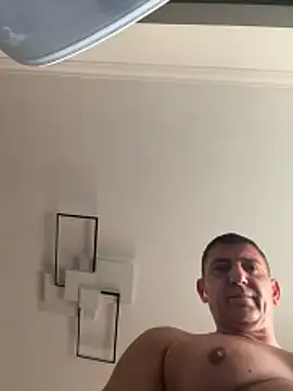 BULLBSX online show from 04-21-26, 08:20