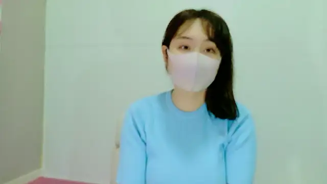 Snapshot of RenaFcup chatting on 06-23-26, 11:41 RenaFcup online show from 06-23-26, 11:41