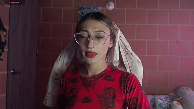 Andrea camilaaa online show from 10-30-25, 06:19