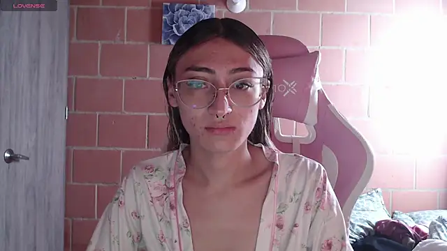 Andrea camilaaa online show from 11-10-25, 01:32