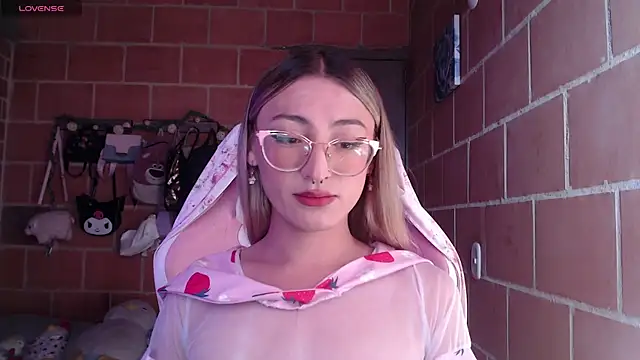 Andrea camilaaa online show from 06-22-26, 02:36
