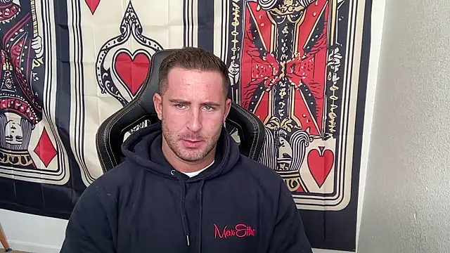 brettmycles28 online show from 12-03-25, 06:06