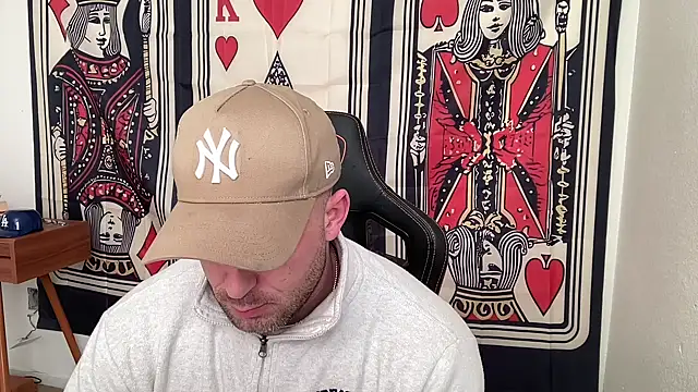 brettmycles28 online show from 12-20-25, 05:20