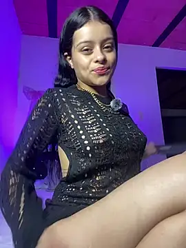 Alisse taylor2 online show from 04-28-26, 11:59