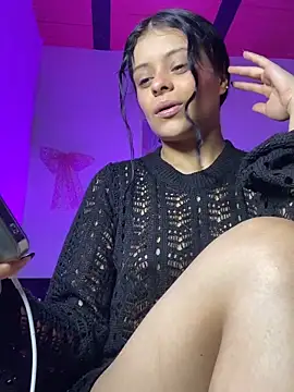 Snapshot of Alisse_taylor2 chatting on 05-09-26, 11:04 Alisse taylor2 online show from 05-09-26, 11:04