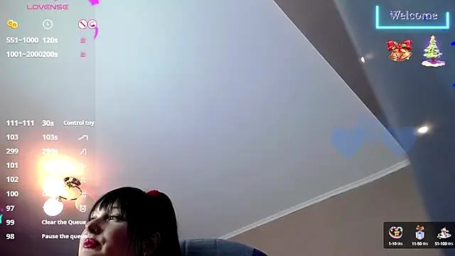 Snapshot of MilaRay chatting on 12-20-24, 06:02 MilaRay online show from 12-20-24, 06:02