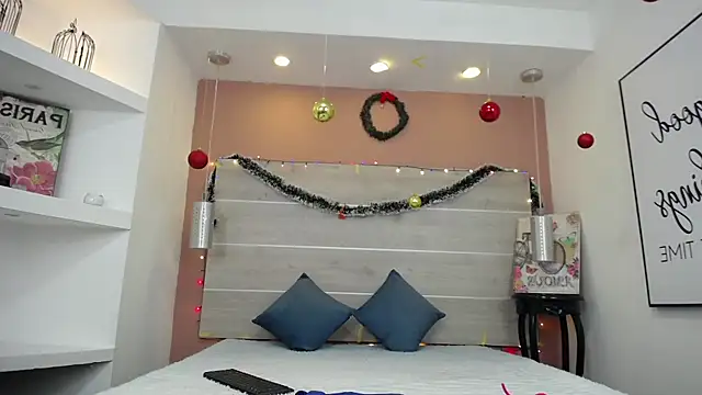 AlexandraCambell online show from 12-15-25, 11:36