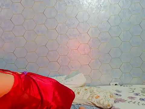 Snapshot of cherrymoves chatting on 02-12-26, 12:44 cherrymoves online show from 02-12-26, 12:44