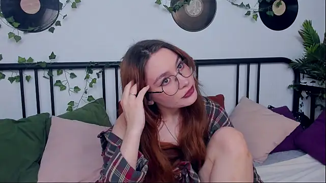 LanaAirlie online show from 10-12-25, 10:03