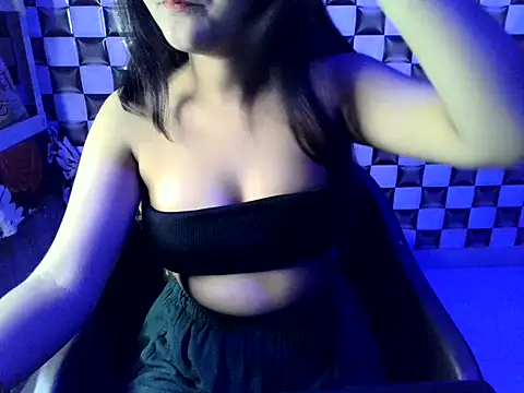 Snapshot of Beautiful_ladki chatting on 10-15-25, 06:08 Beautiful ladki online show from 10-15-25, 06:08