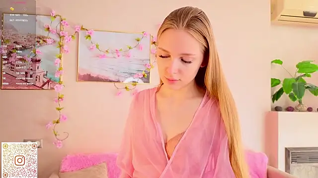 CindyGreen online show from 10-03-25, 06:21