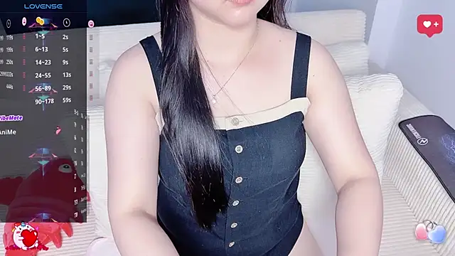 Snapshot of BabeFaceless chatting on 05-16-26, 01:13 BabeFaceless online show from 05-16-26, 01:13