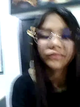 SofieLove 01 online show from 12-16-25, 08:19