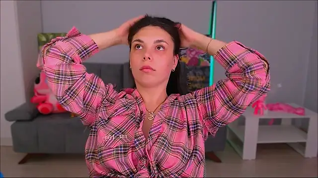 queenofthesense  online show from 09-11-25, 09:42