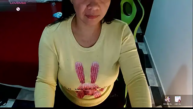 hiilarybrown online show from 07-12-26, 04:14