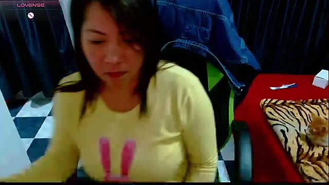 hiilarybrown online show from 07-15-26, 02:06