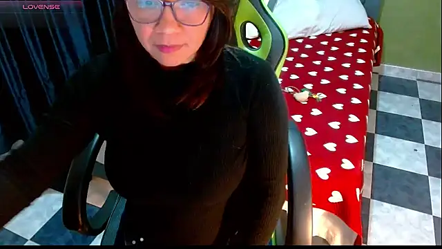 hiilarybrown online show from 07-19-26, 02:15