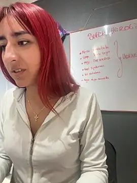 JuliethaDemon  online show from 11-04-25, 01:10