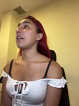 JuliethaDemon  online show from 03-24-26, 01:49