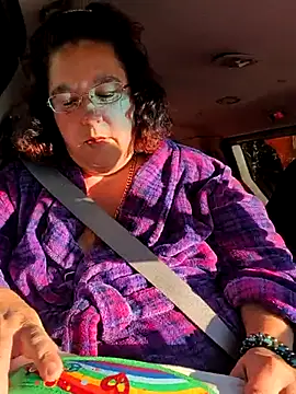 Snapshot of lil-gemini-hippy chatting on 04-30-26, 10:47 lil-gemini-hippy online show from 04-30-26, 10:47