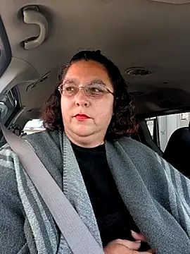 Snapshot of lil-gemini-hippy chatting on 05-02-26, 10:15 lil-gemini-hippy online show from 05-02-26, 10:15